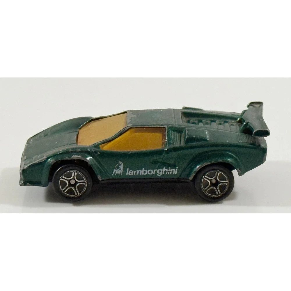 Matchbox Lamborghini Countach LP500S Kids 1:64 Green Vintage 1985 Diecast Car
